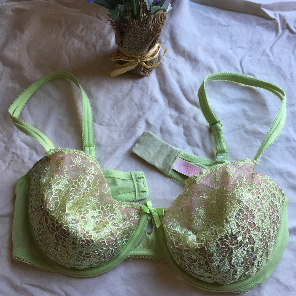 Victoria’s Secret Balconet bra